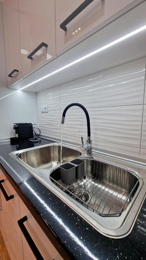 Pg Luxury Apartment Kavala Eksteriør billede