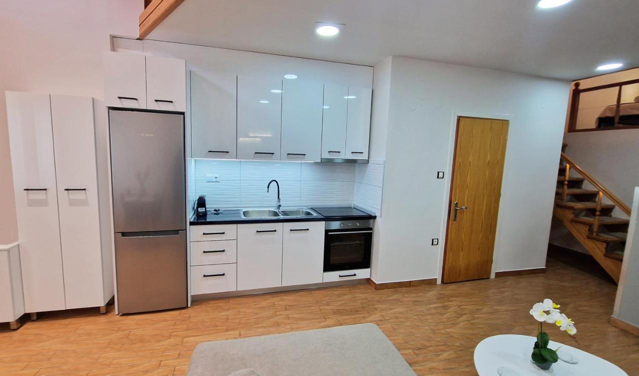Pg Luxury Apartment Kavala Eksteriør billede