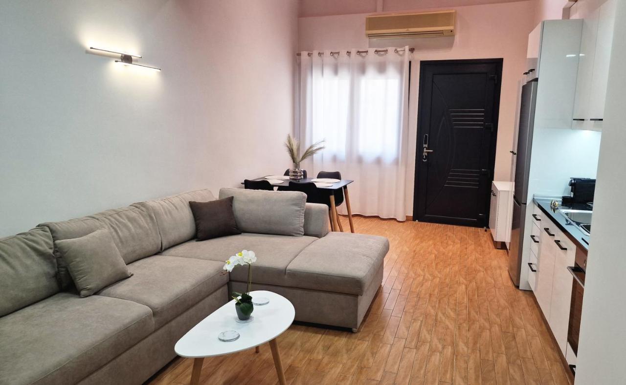 Pg Luxury Apartment Kavala Eksteriør billede